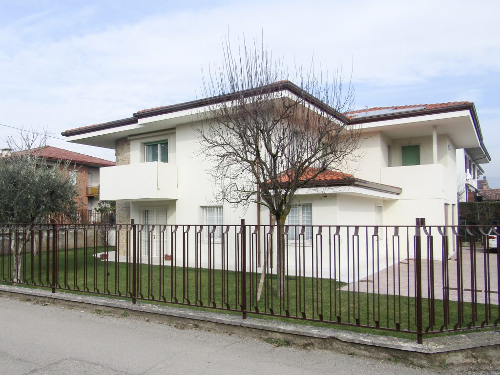 Pedemonte (Ristrutturazione villa)